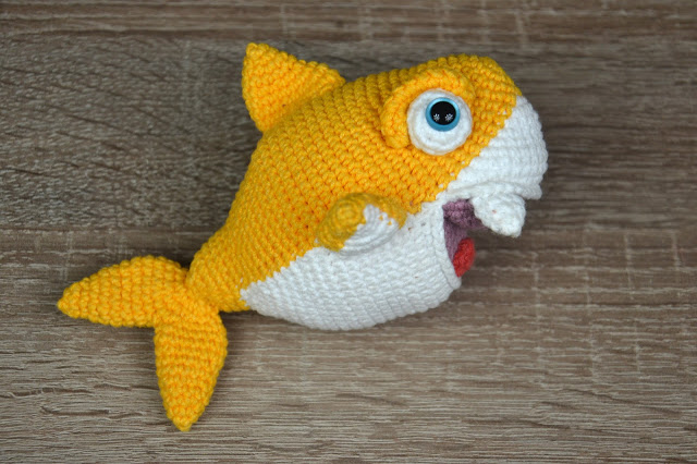 Crochet Baby Shark - Free Pattern