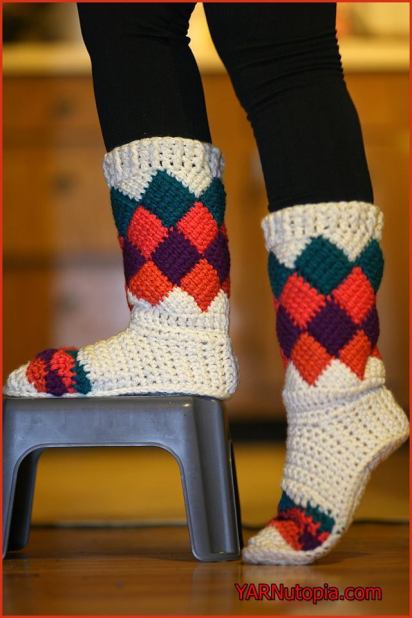 diy4ever-6 Cozy Crochet Slipper Boots - Free Patterns
