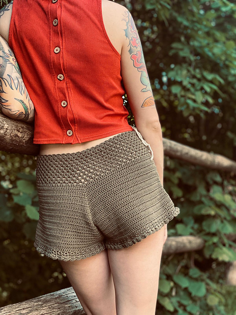 Pretty Crochet Lace Shorts - Free Patterns